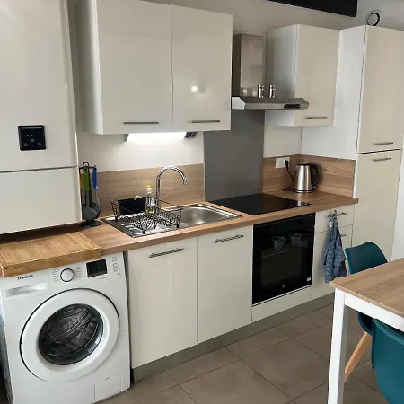 2 Hyper Centre D'agen Avec Garage Et Terrasse Apartamento *